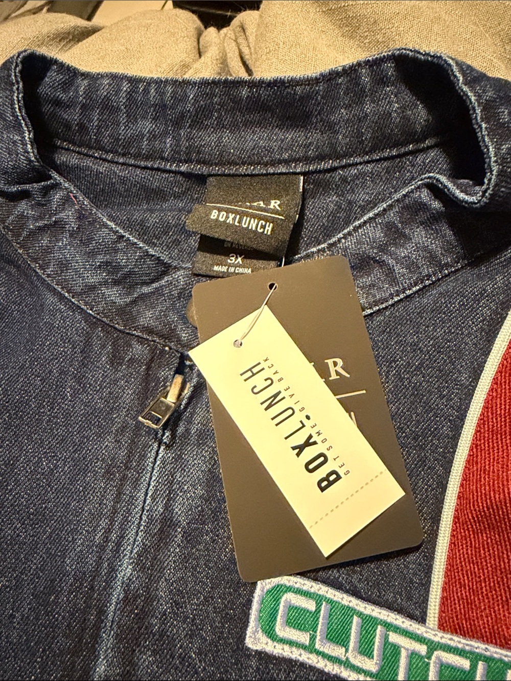 Cars denim crop moto plus size jacket - Picture 3 of 5